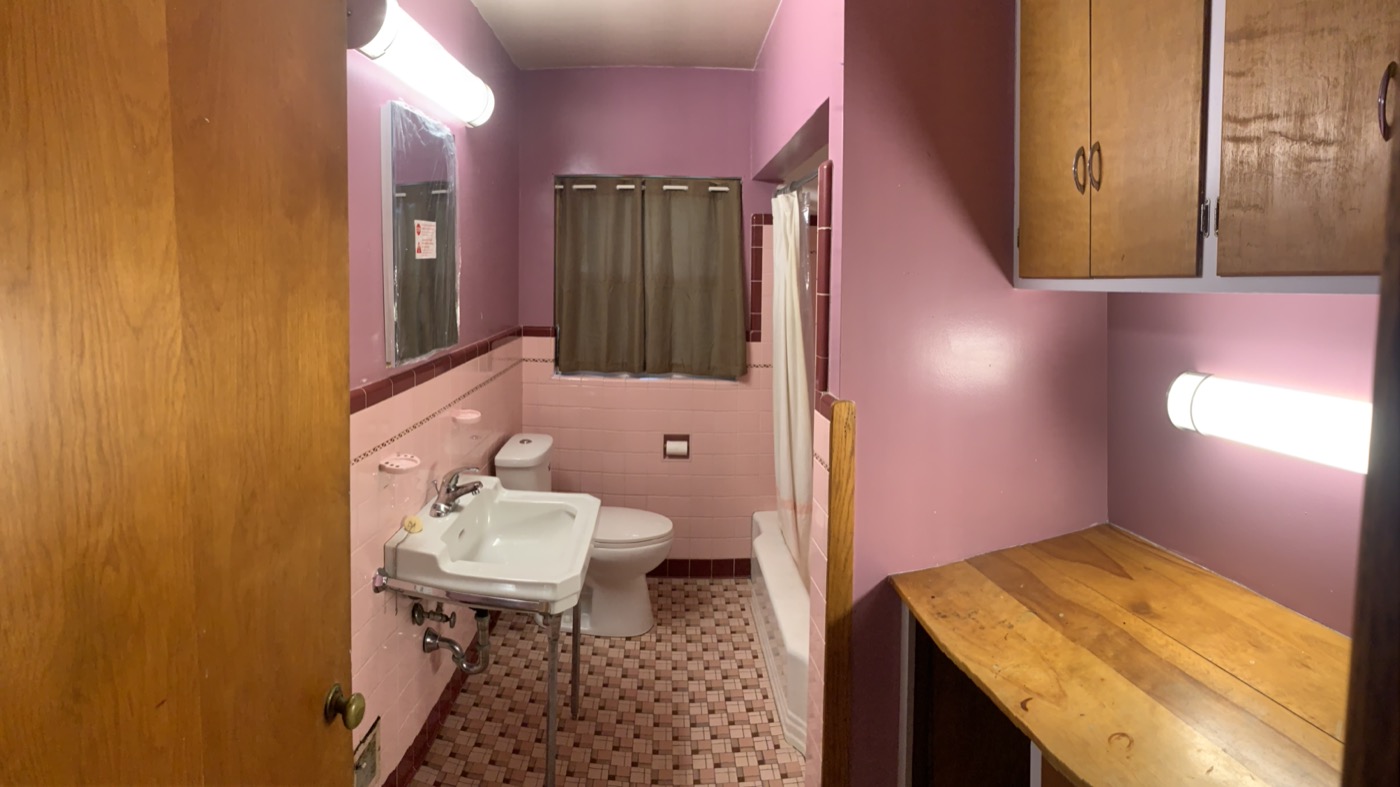 Bathroom — upper unit